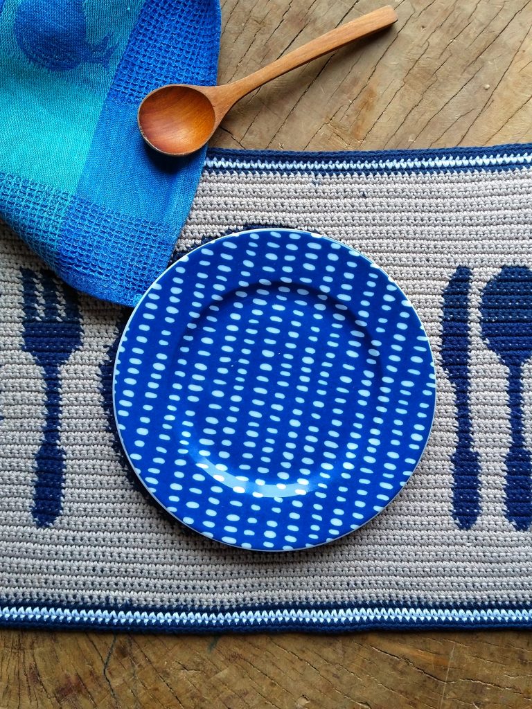 Basic Cutlery Placemat Free Crochet Pattern