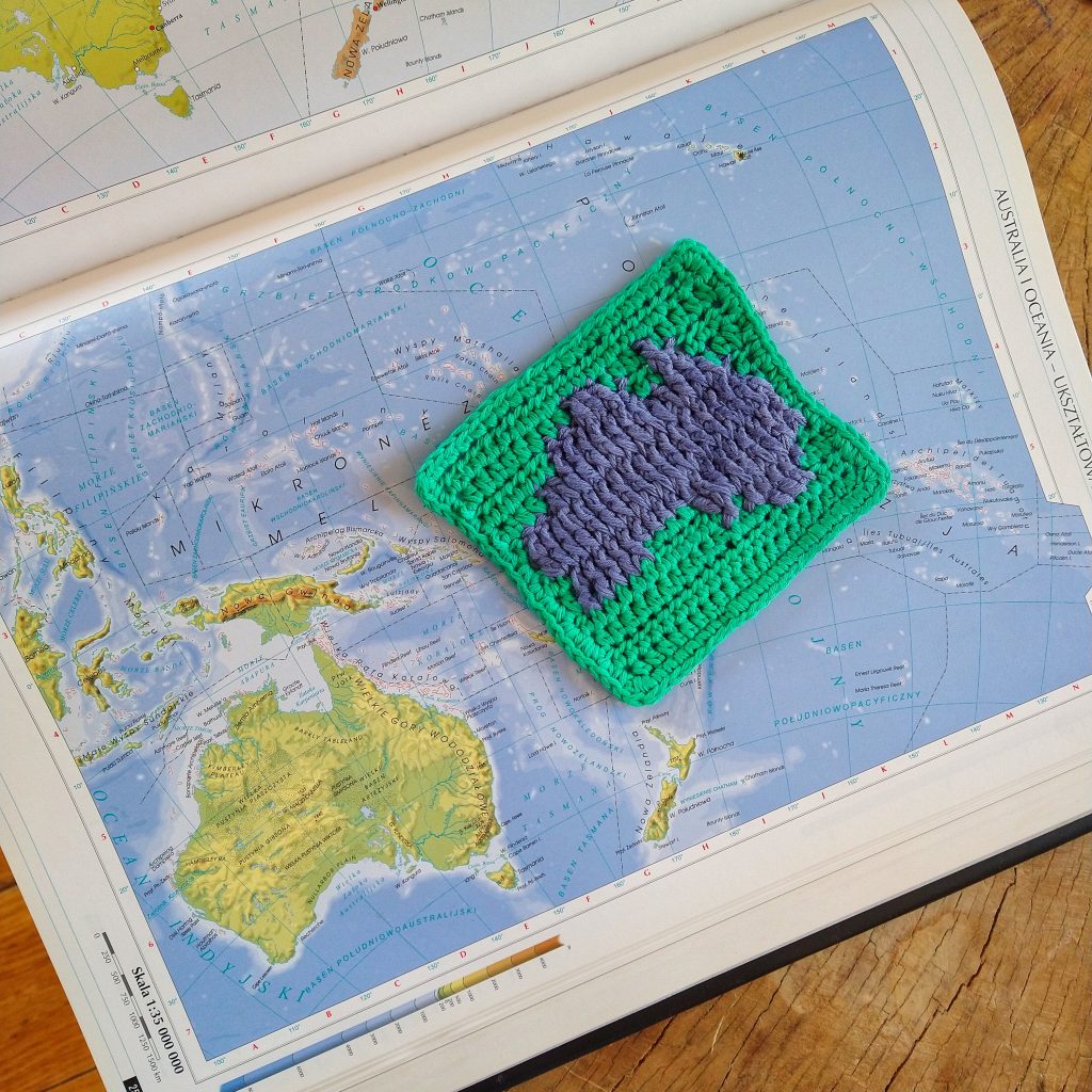 australia map crochet square