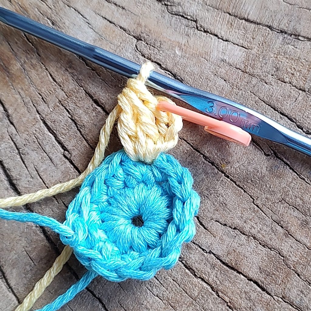 daisy square free pattern